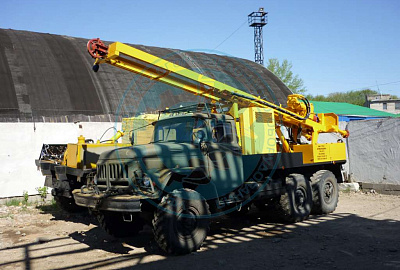 УРБ-2А-2 на шасси ЗиЛ-131 - фото